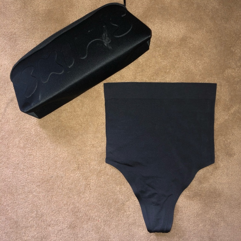 SKIMS high waisted bonded thong